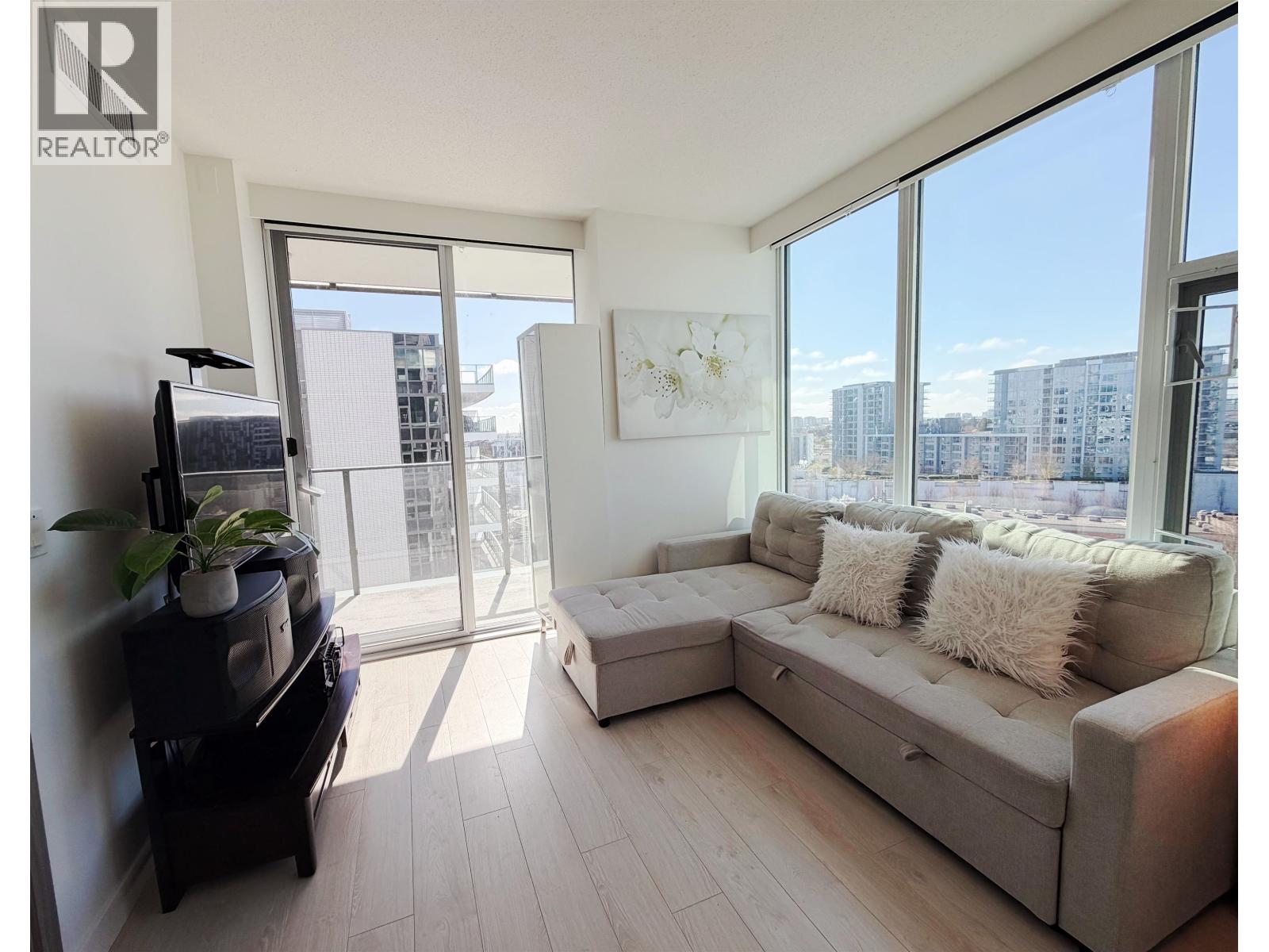 1001 8611 HAZELBRIDGE WAY, Richmond