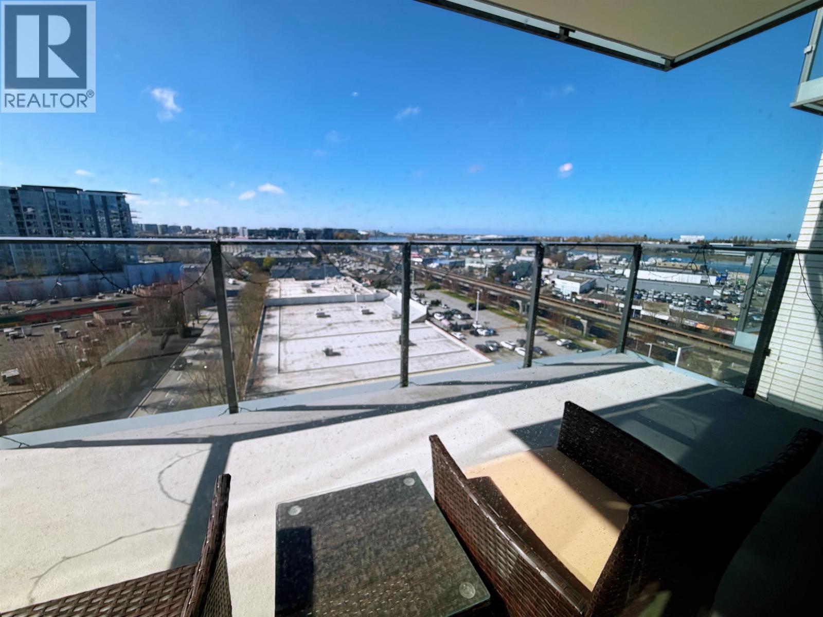 1001 8611 HAZELBRIDGE WAY, Richmond