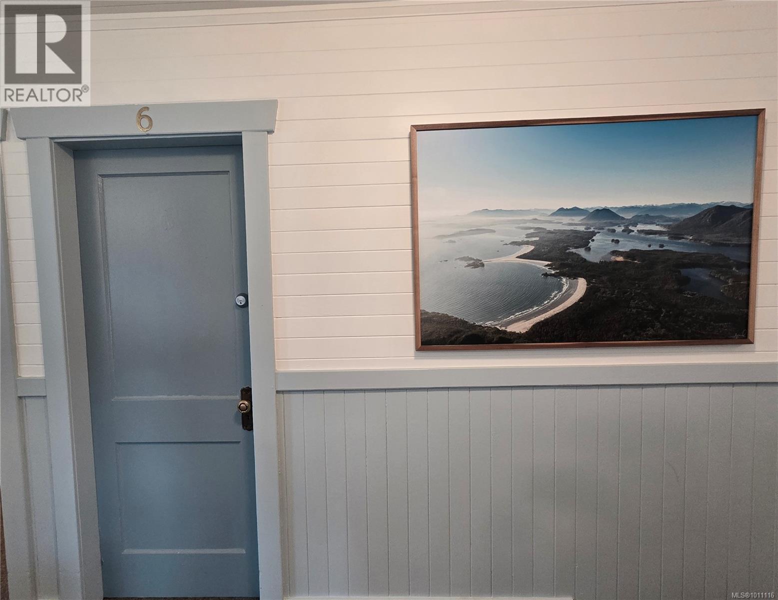 320 Main St, Tofino