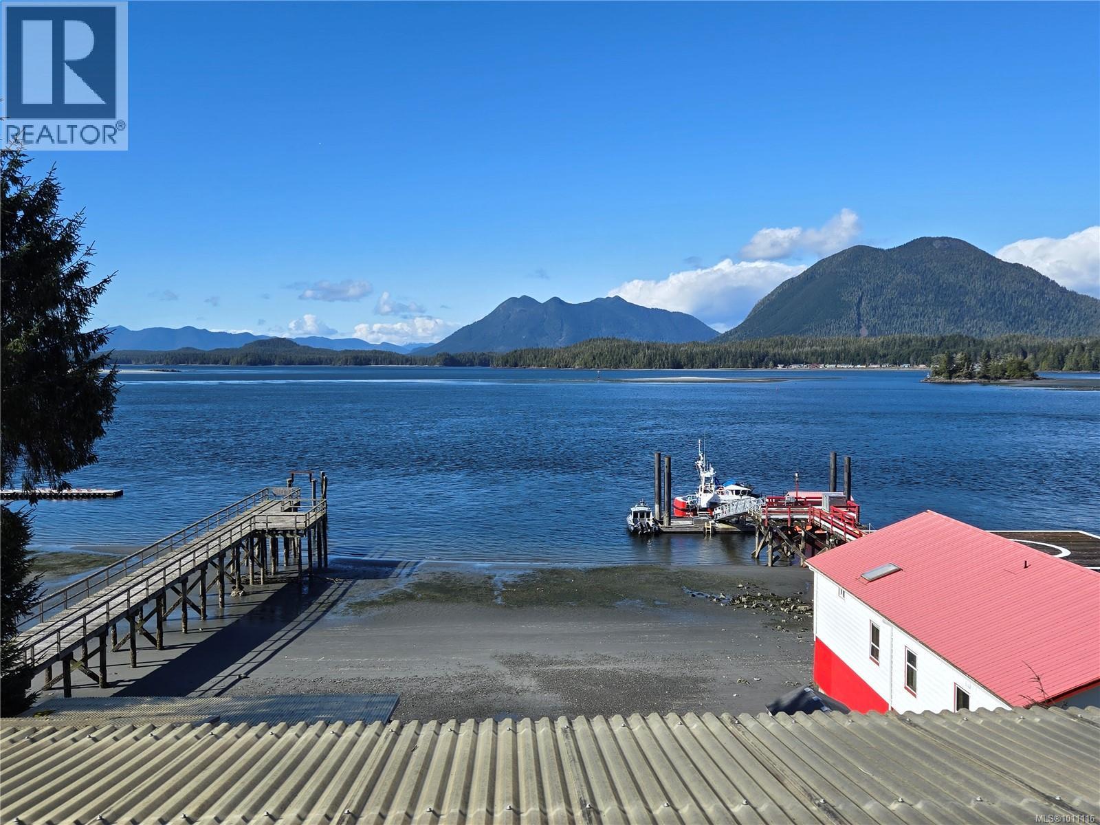 320 Main St, Tofino