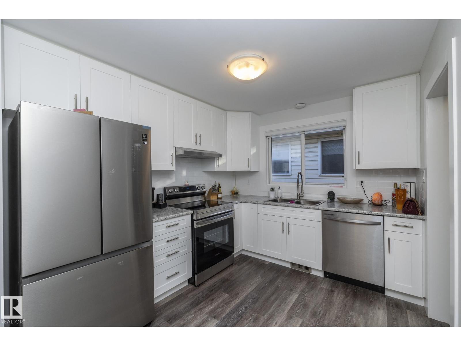 11427 90 ST NW, Edmonton