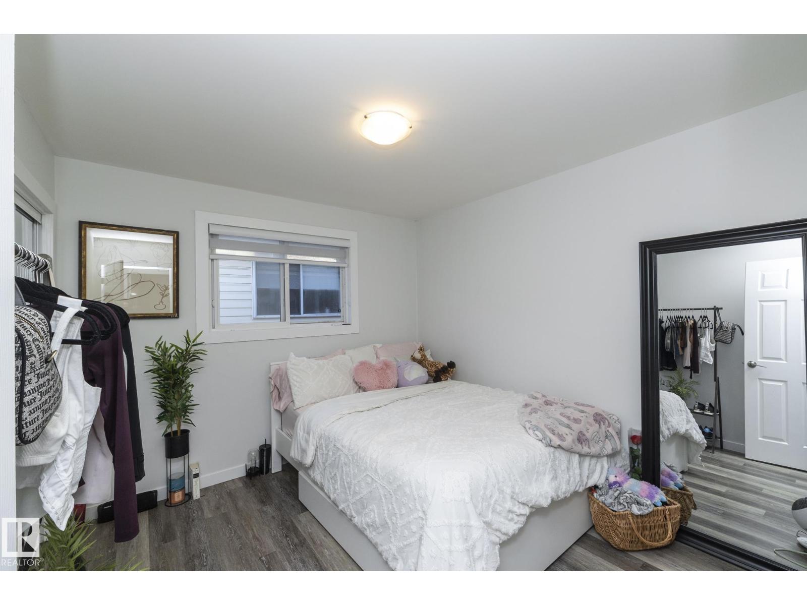 11427 90 ST NW, Edmonton