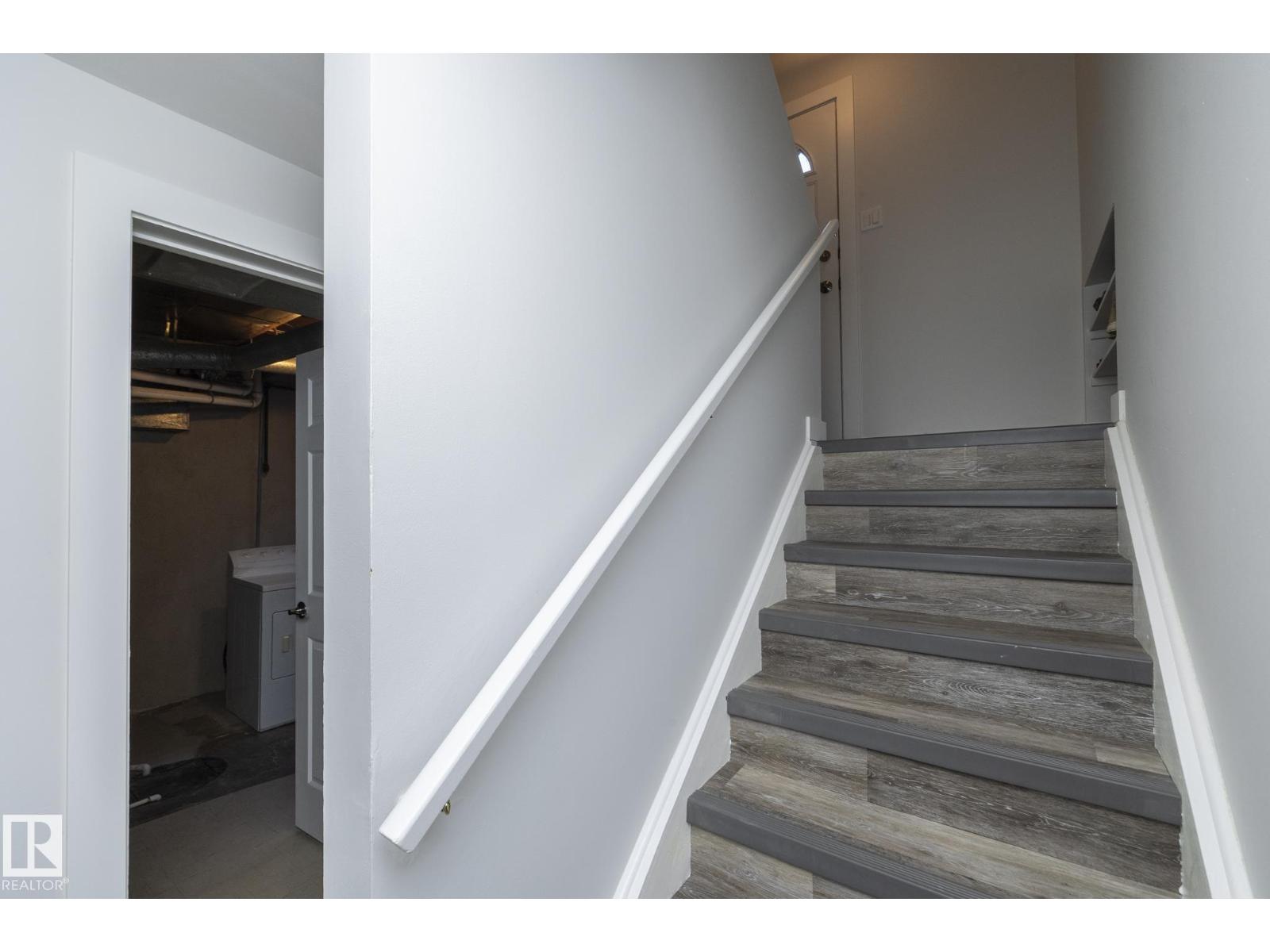 11427 90 ST NW, Edmonton