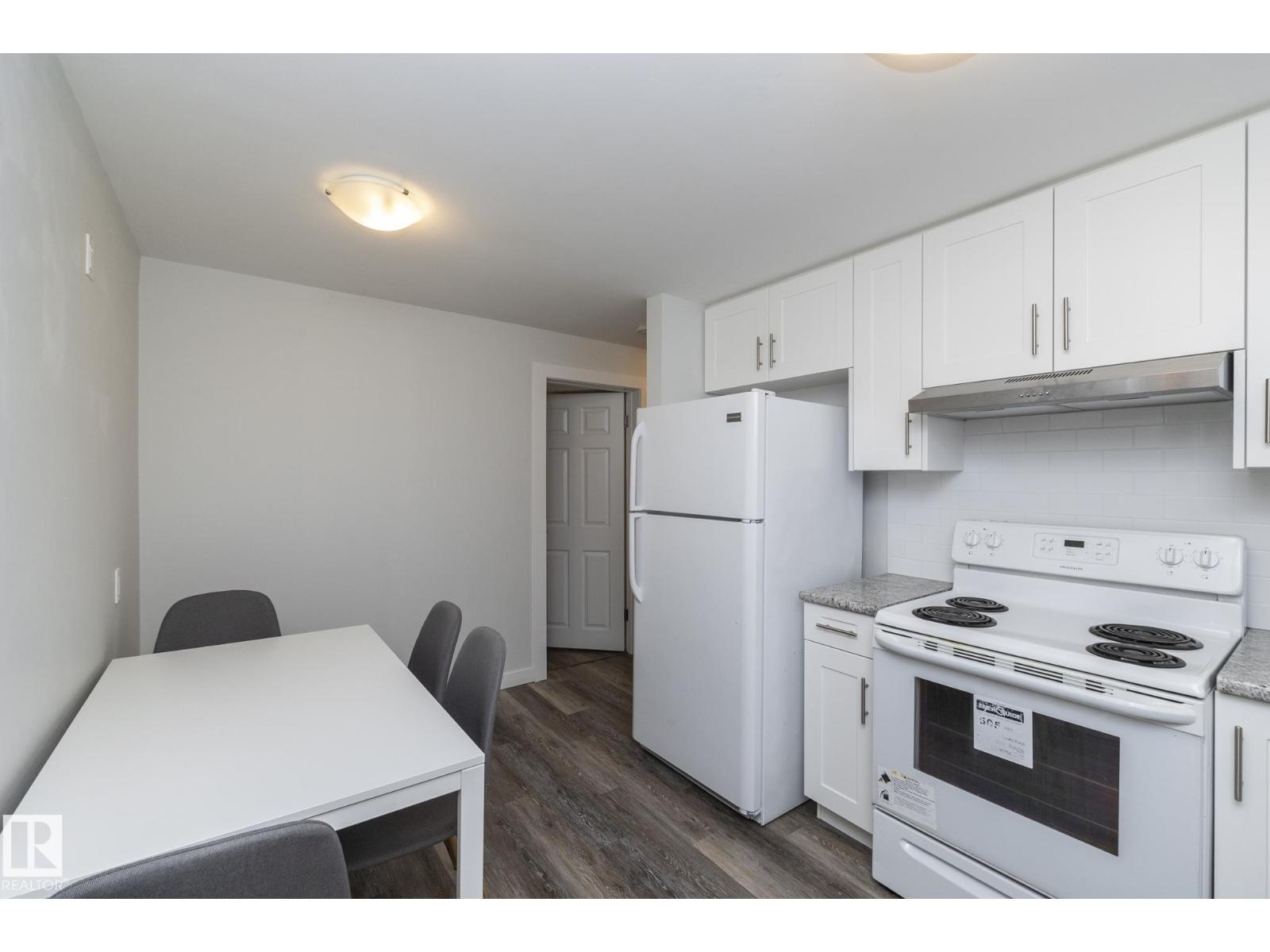 11427 90 ST NW, Edmonton