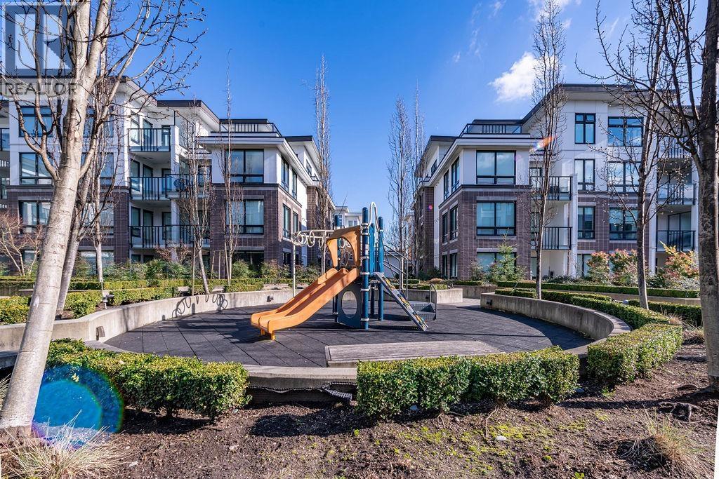 312 9388 ODLIN ROAD, Richmond