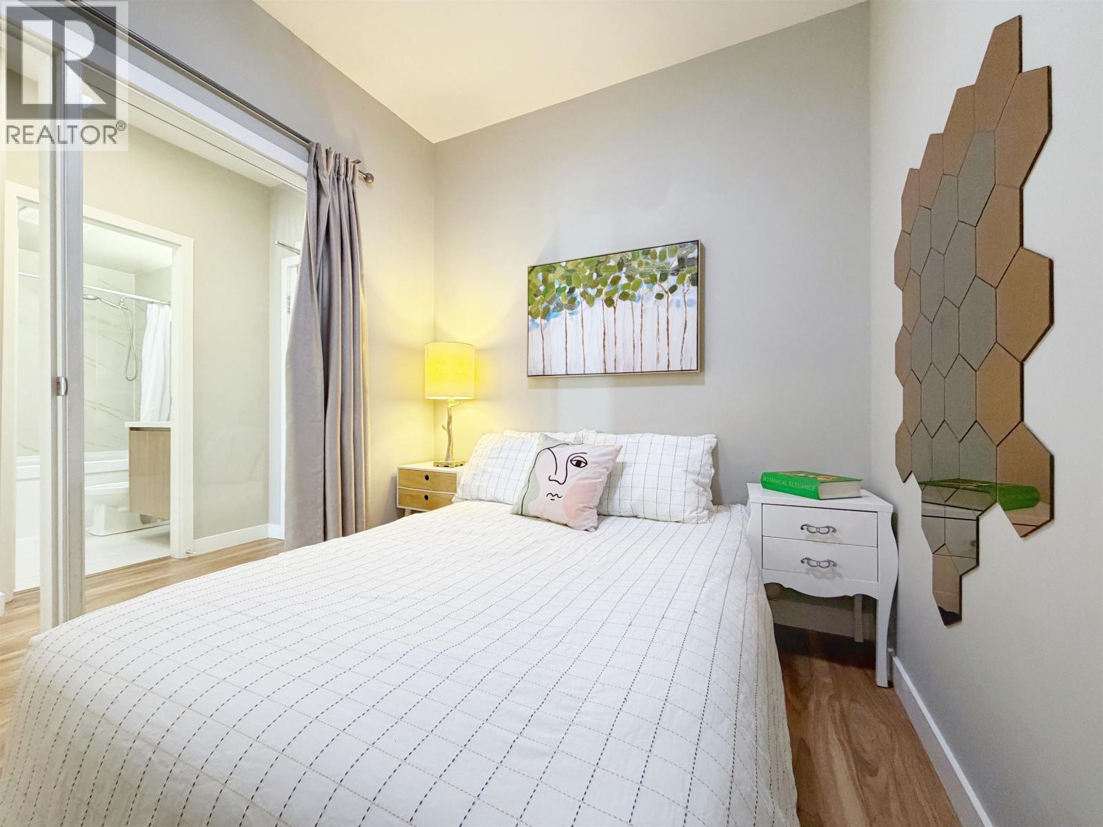 312 9388 ODLIN ROAD, Richmond