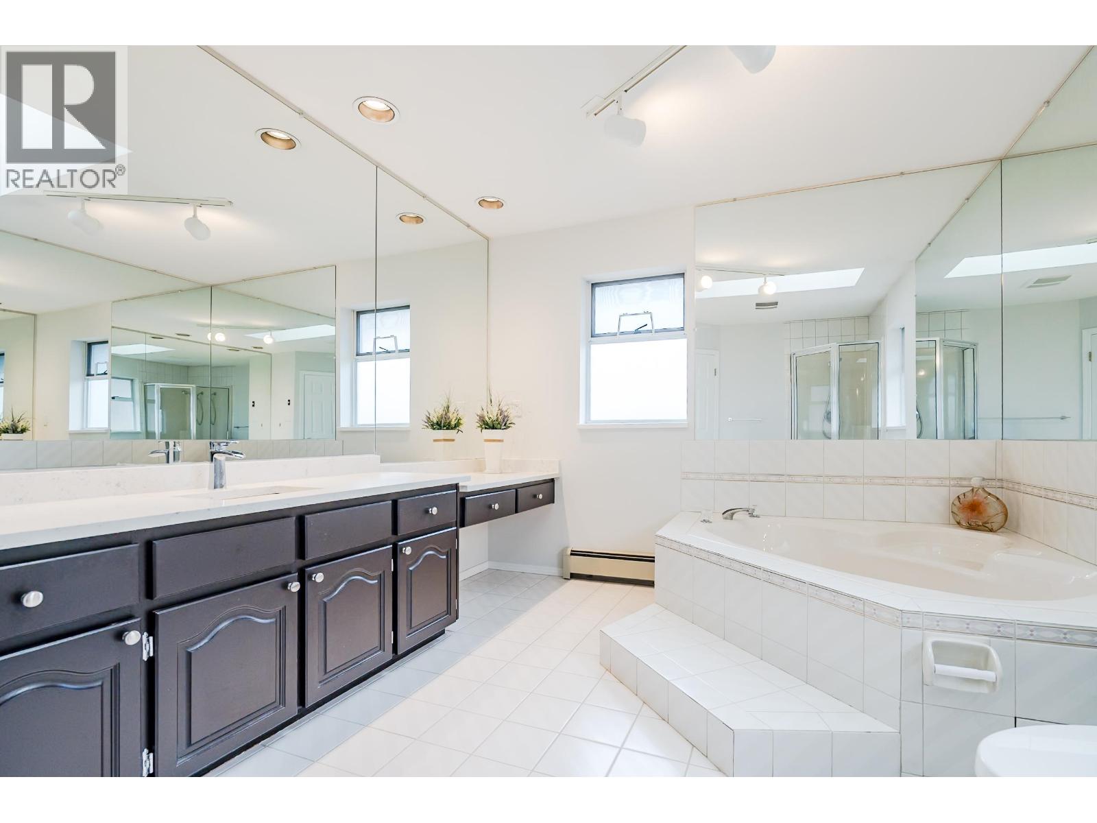 5371 MAPLE ROAD, Richmond