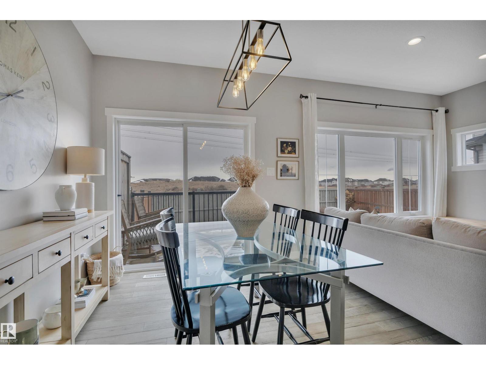 7490 Creighton PL SW, Edmonton