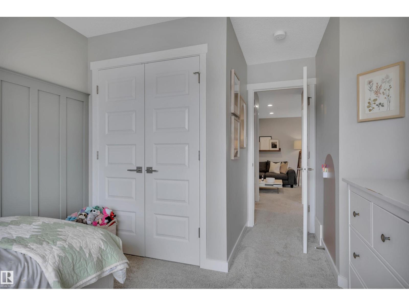 7490 Creighton PL SW, Edmonton