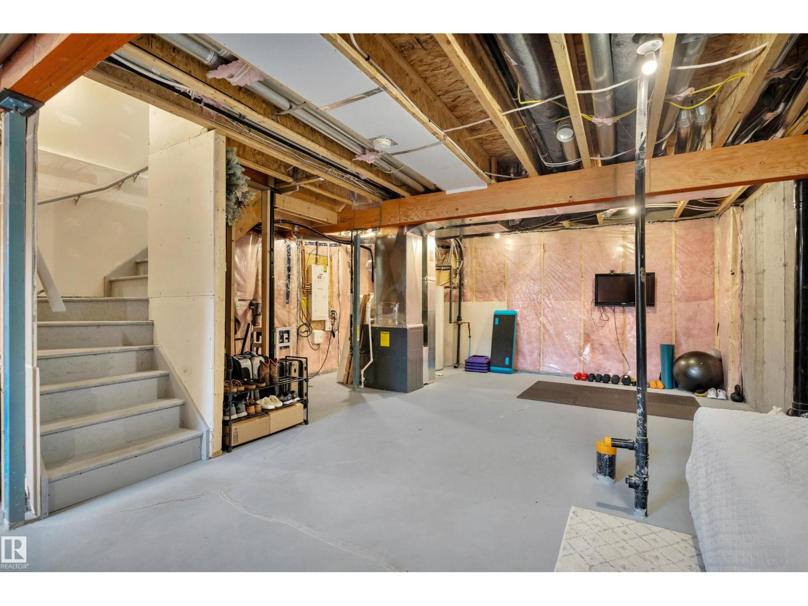 7490 Creighton PL SW, Edmonton