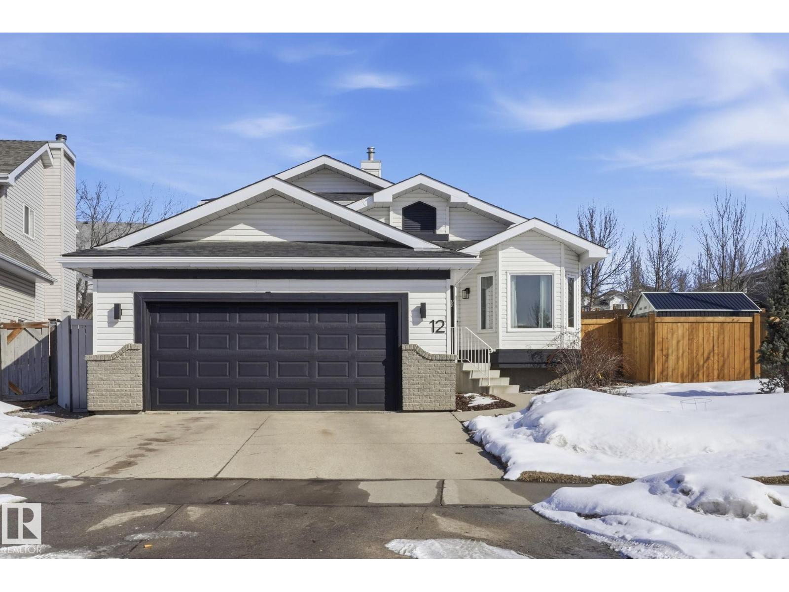 12 Evergreen DR, St. Albert