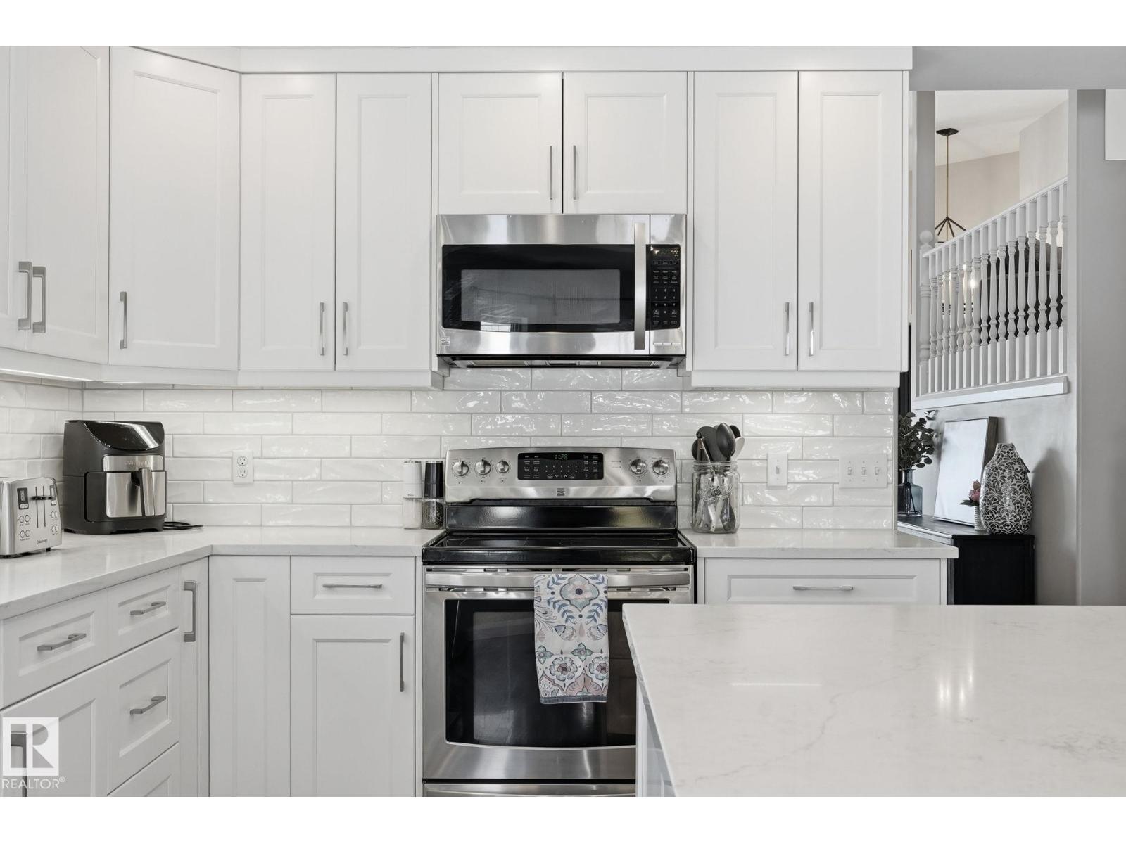 12 Evergreen DR, St. Albert