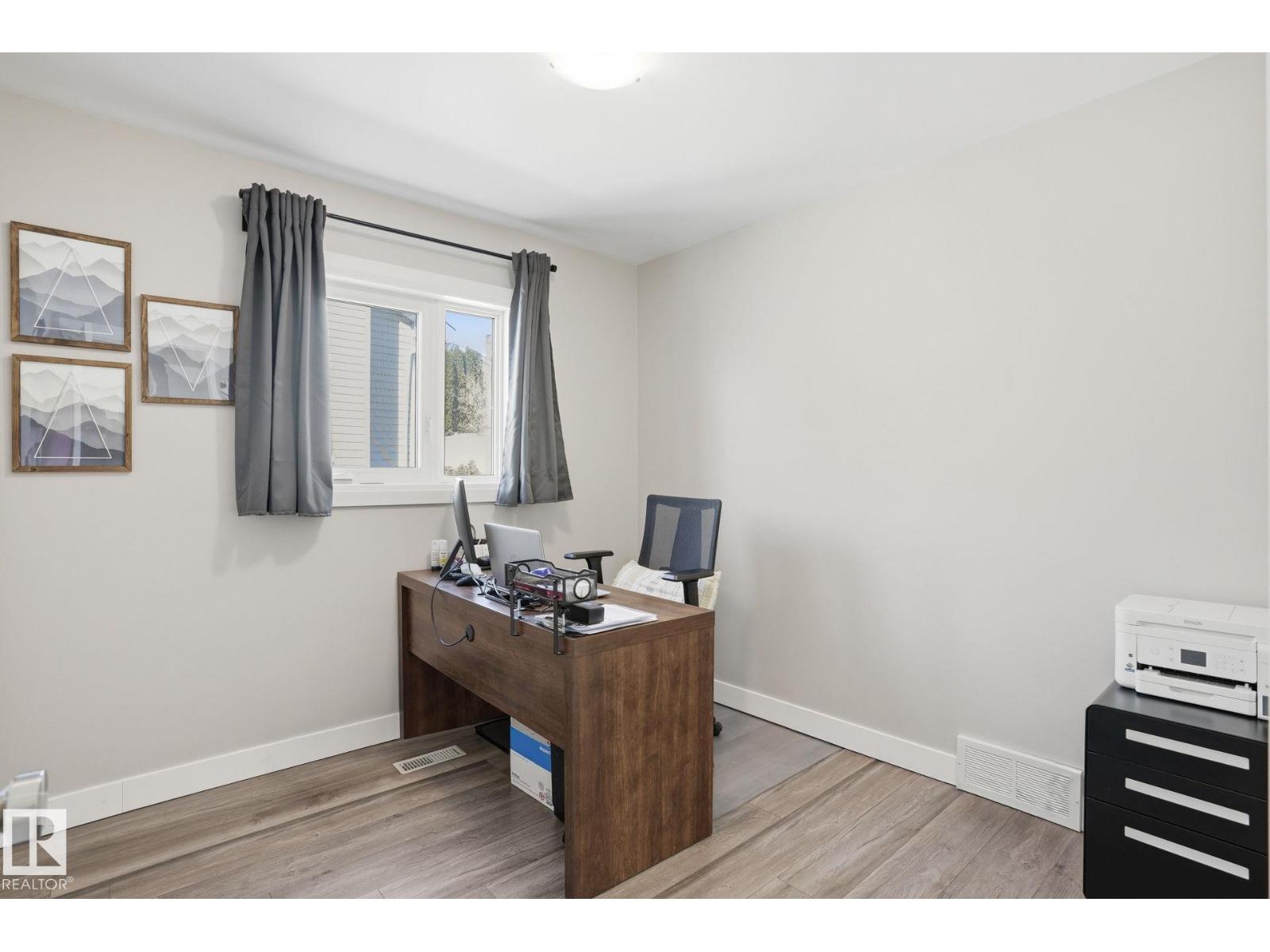 12 Evergreen DR, St. Albert