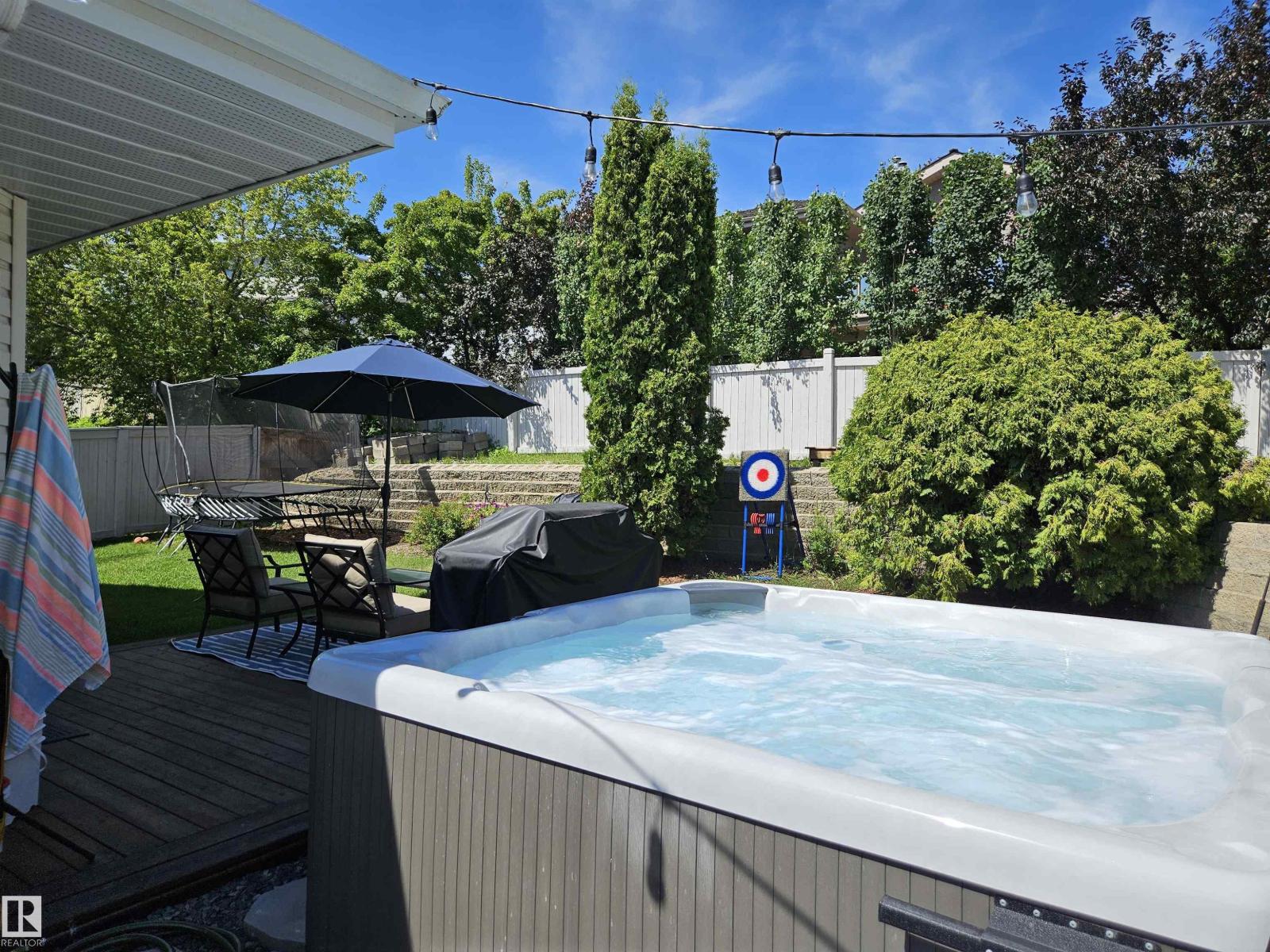 12 Evergreen DR, St. Albert