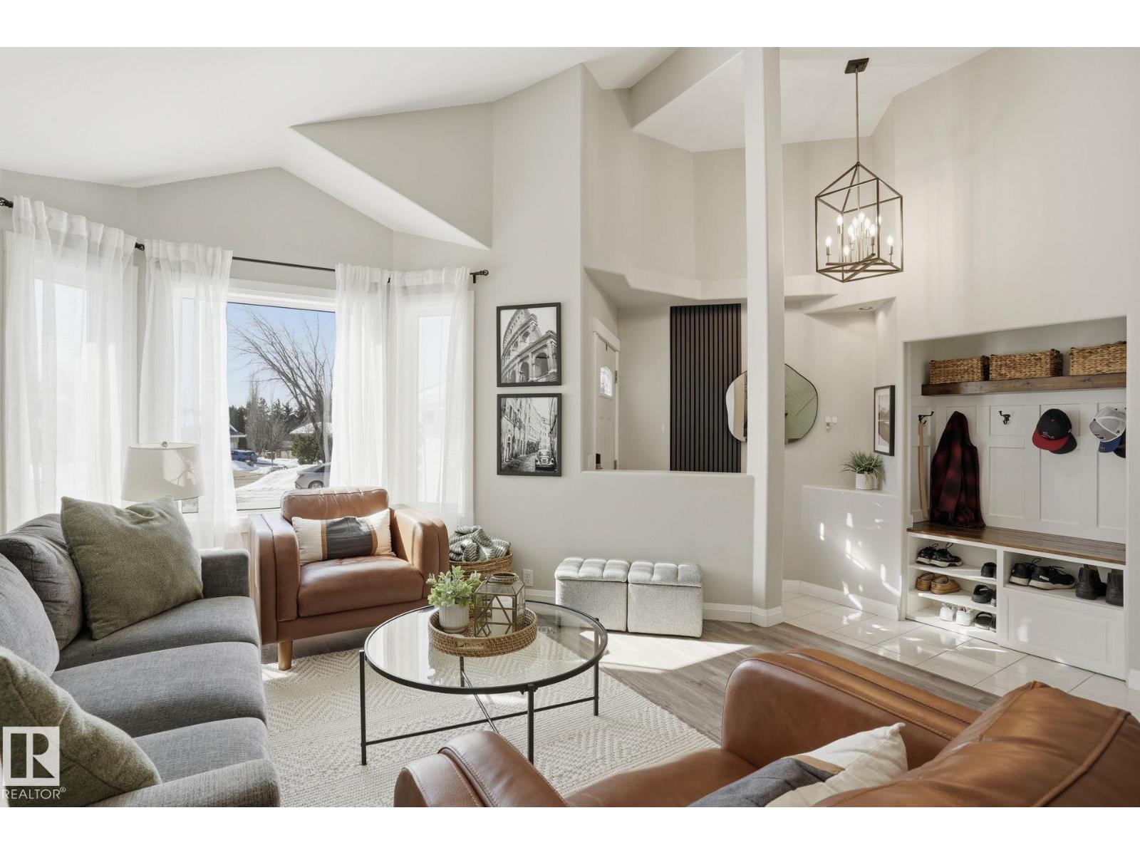 12 Evergreen DR, St. Albert