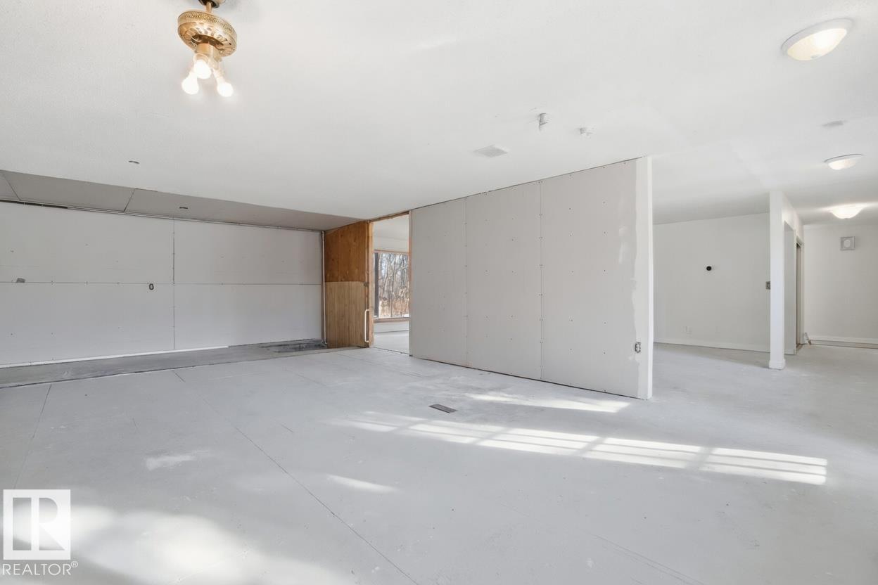 22443 TWP ROAD 512, Rural Strathcona County