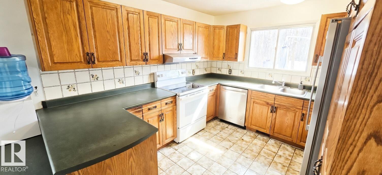 22443 TWP ROAD 512, Rural Strathcona County