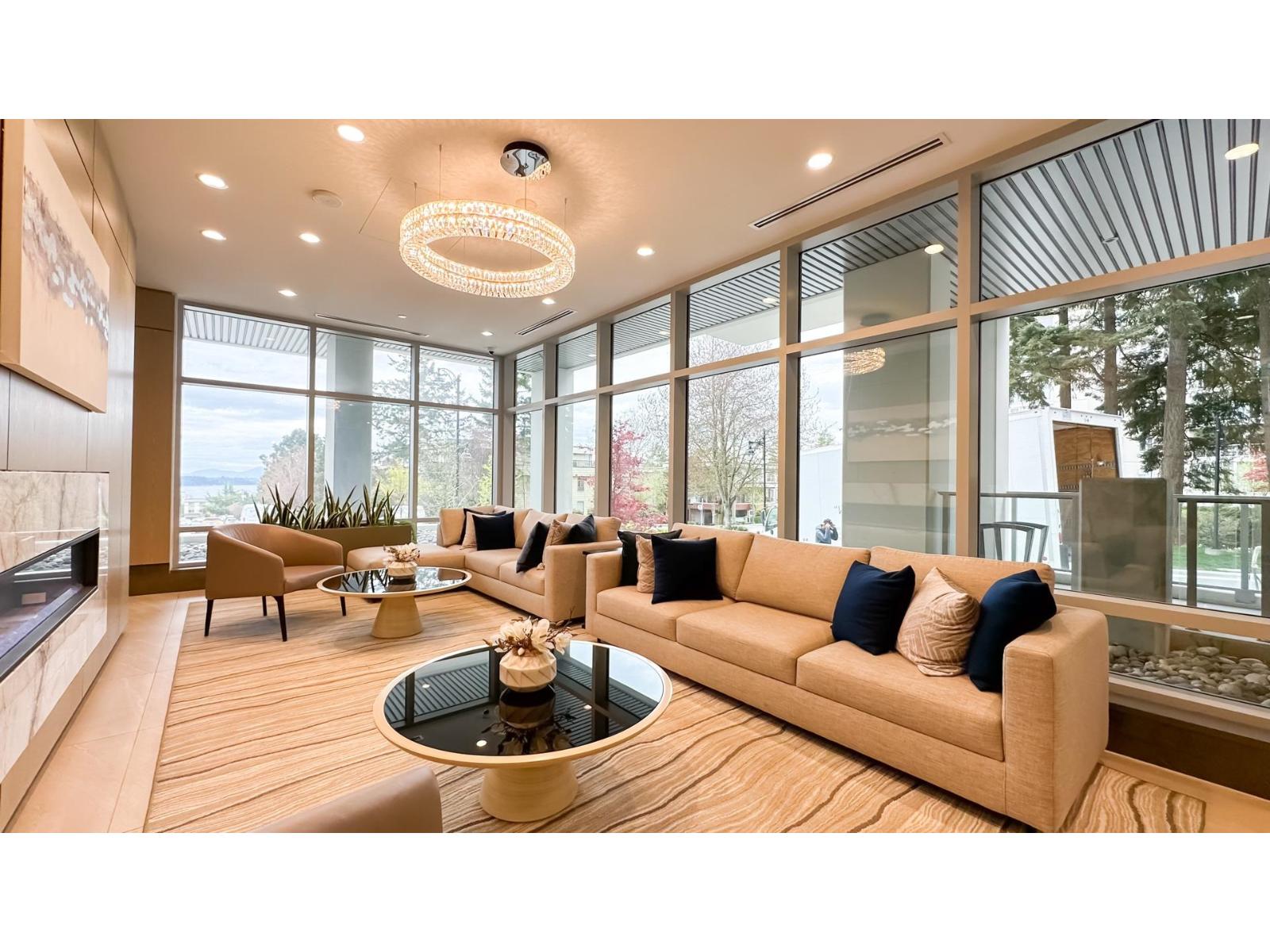 405 15165 THRIFT AVENUE, Surrey