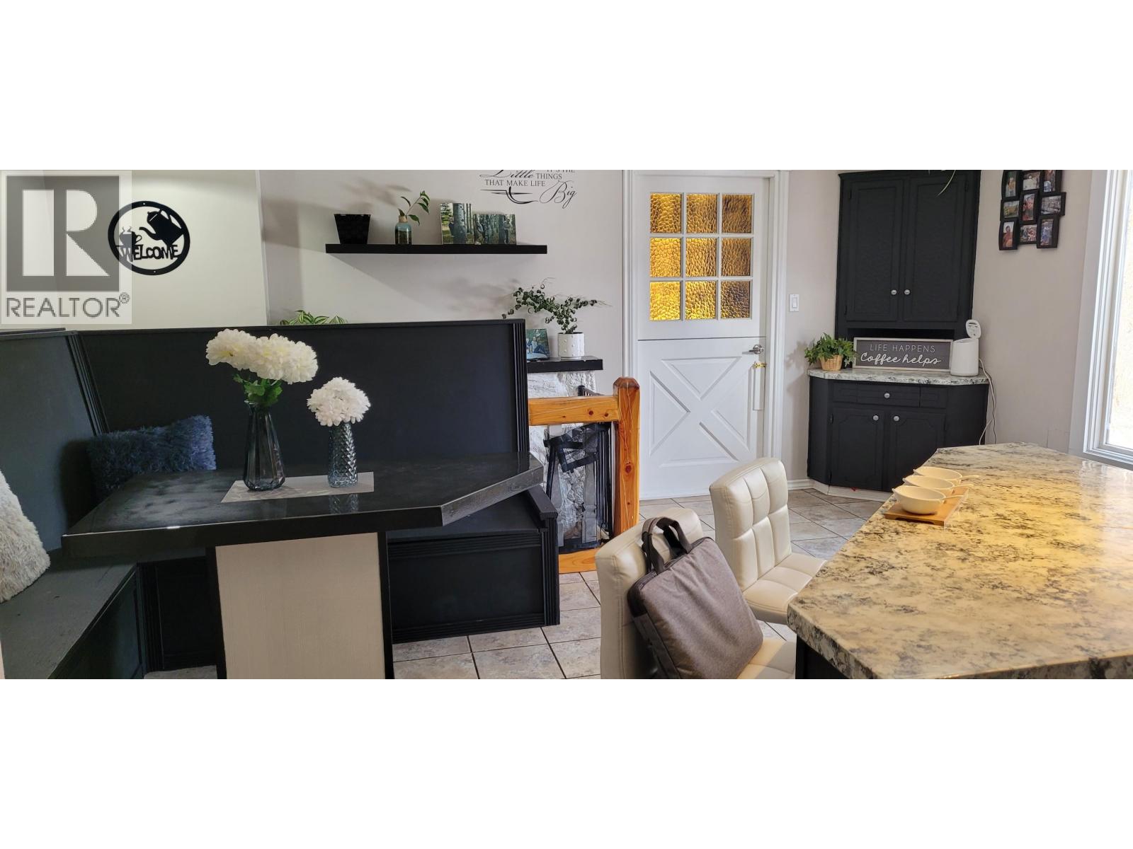 21040 WRIGHT CREEK ROAD - 15