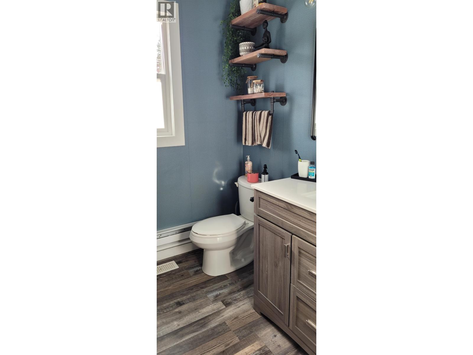 21040 WRIGHT CREEK ROAD - 26