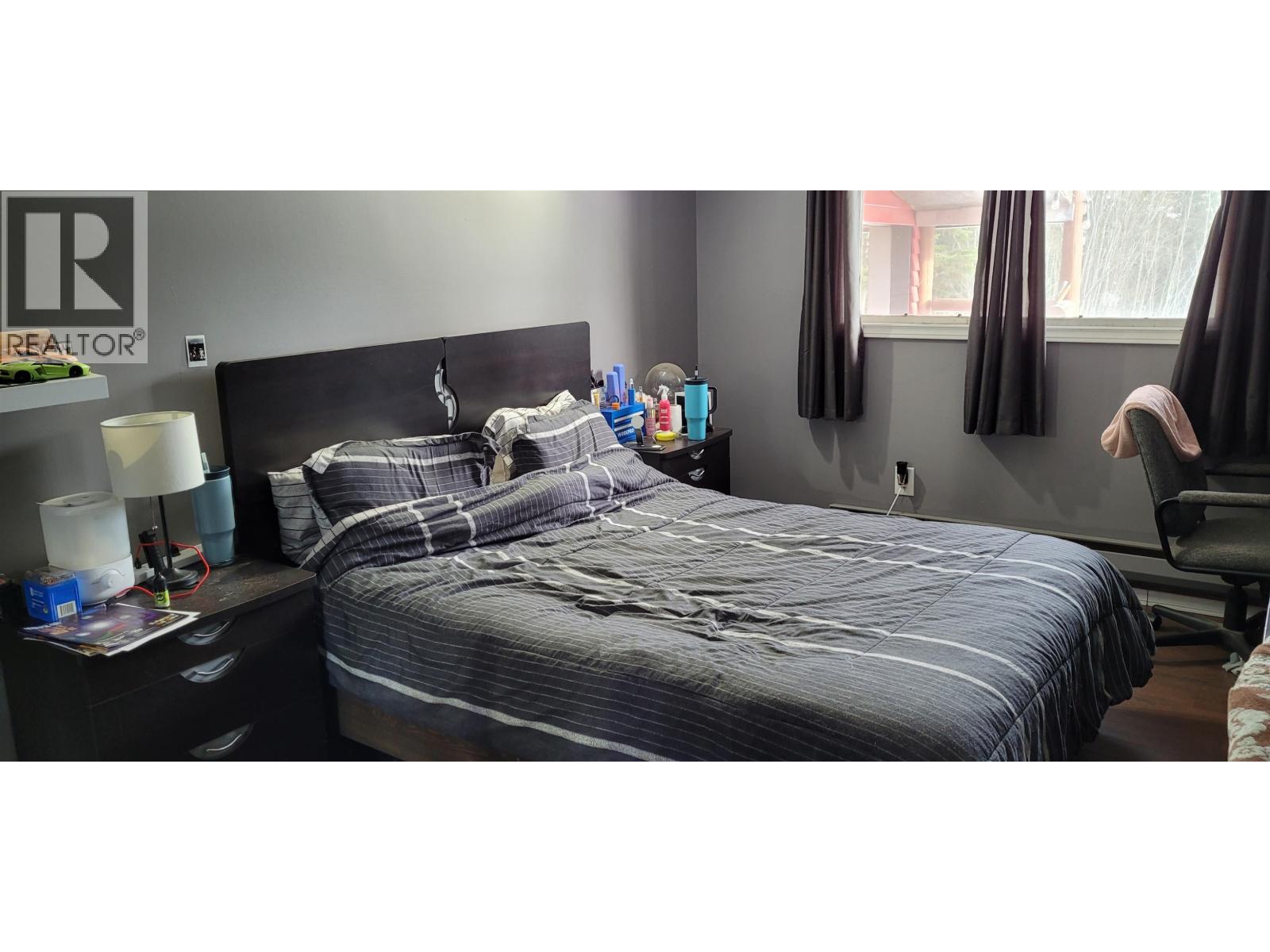 21040 WRIGHT CREEK ROAD - 29