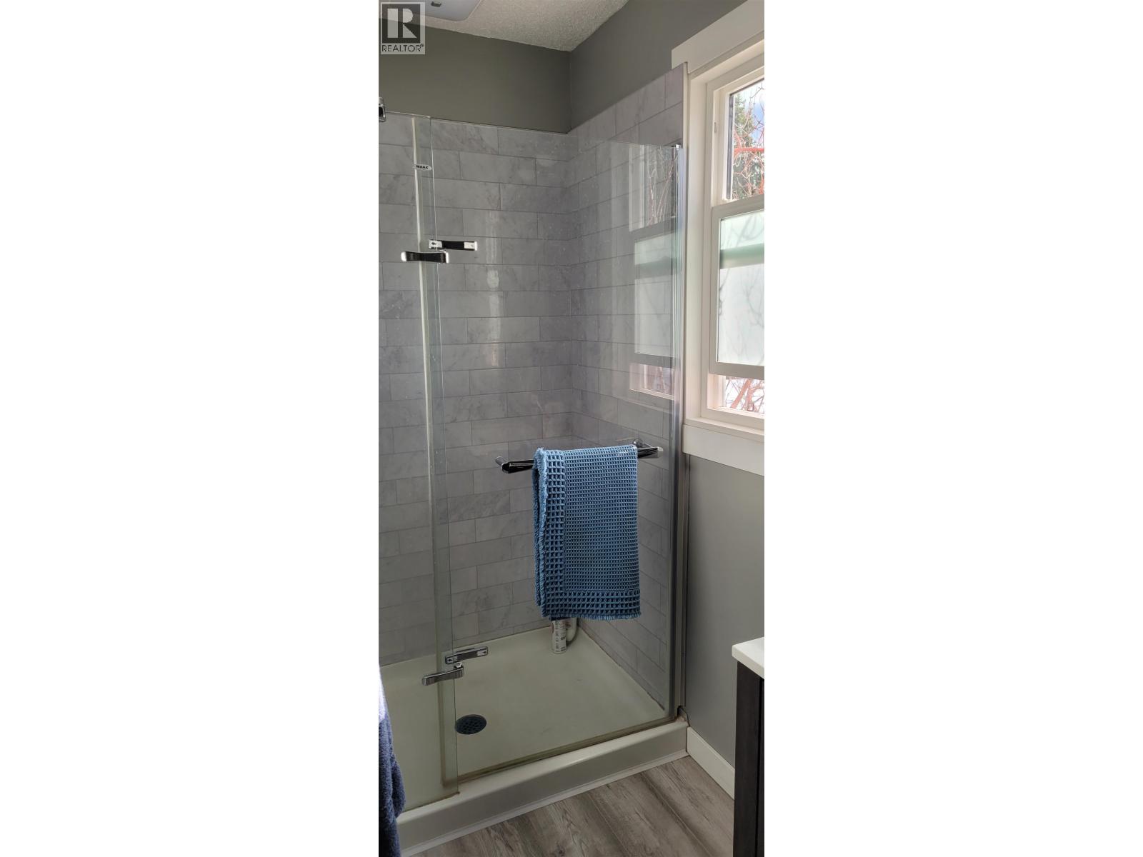 21040 WRIGHT CREEK ROAD - 22