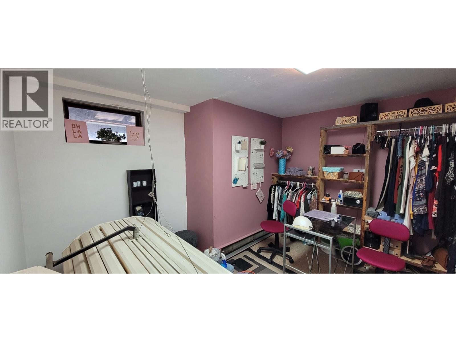 21040 WRIGHT CREEK ROAD - 31