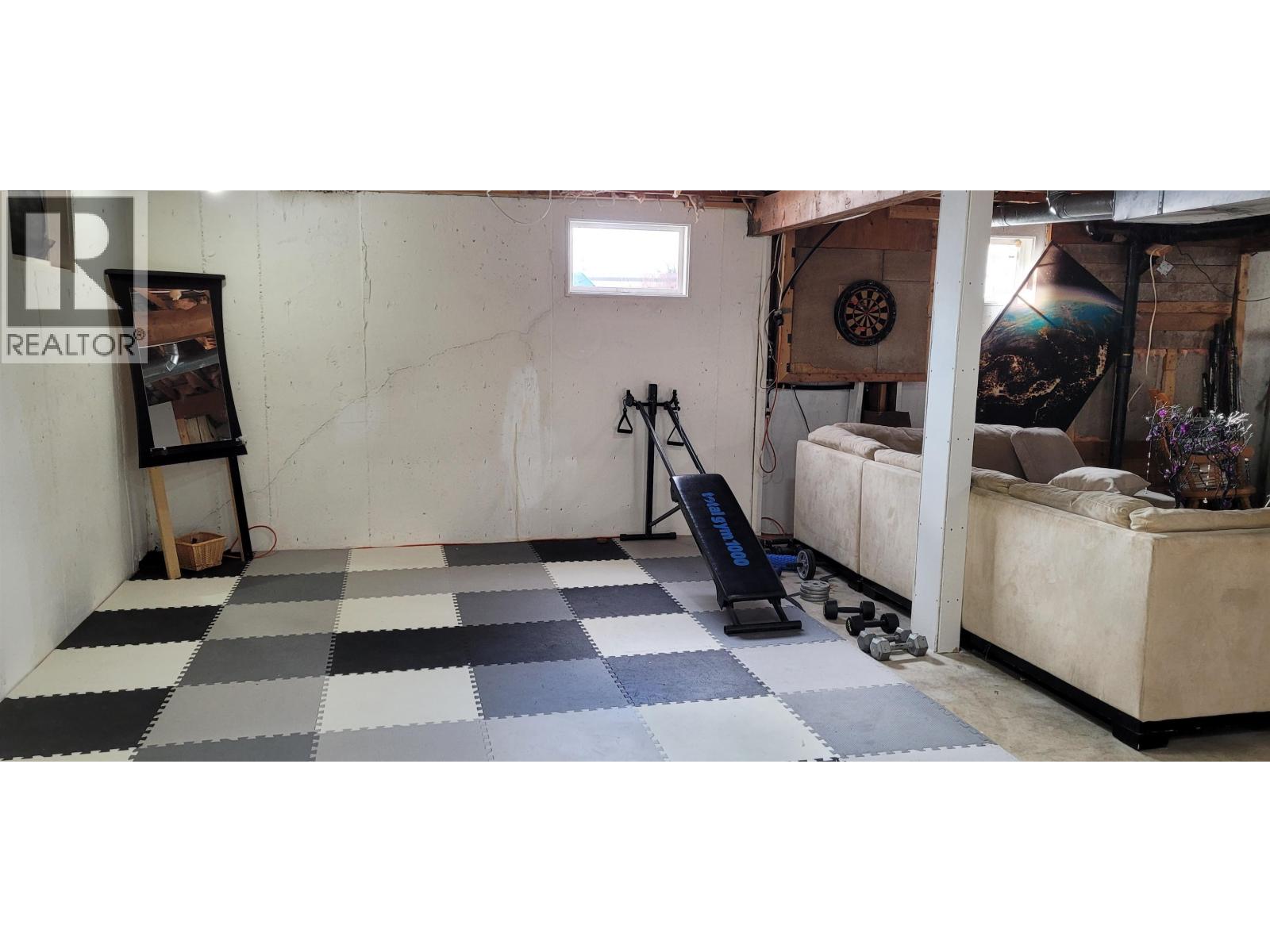 21040 WRIGHT CREEK ROAD - 33