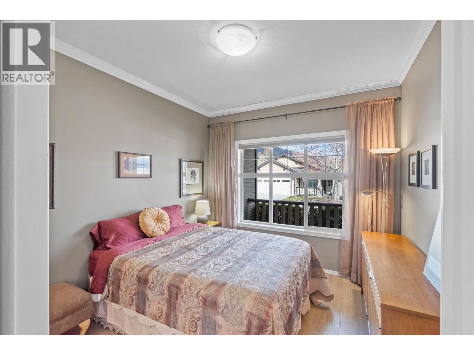 247 SAGEWOOD COURT - 6