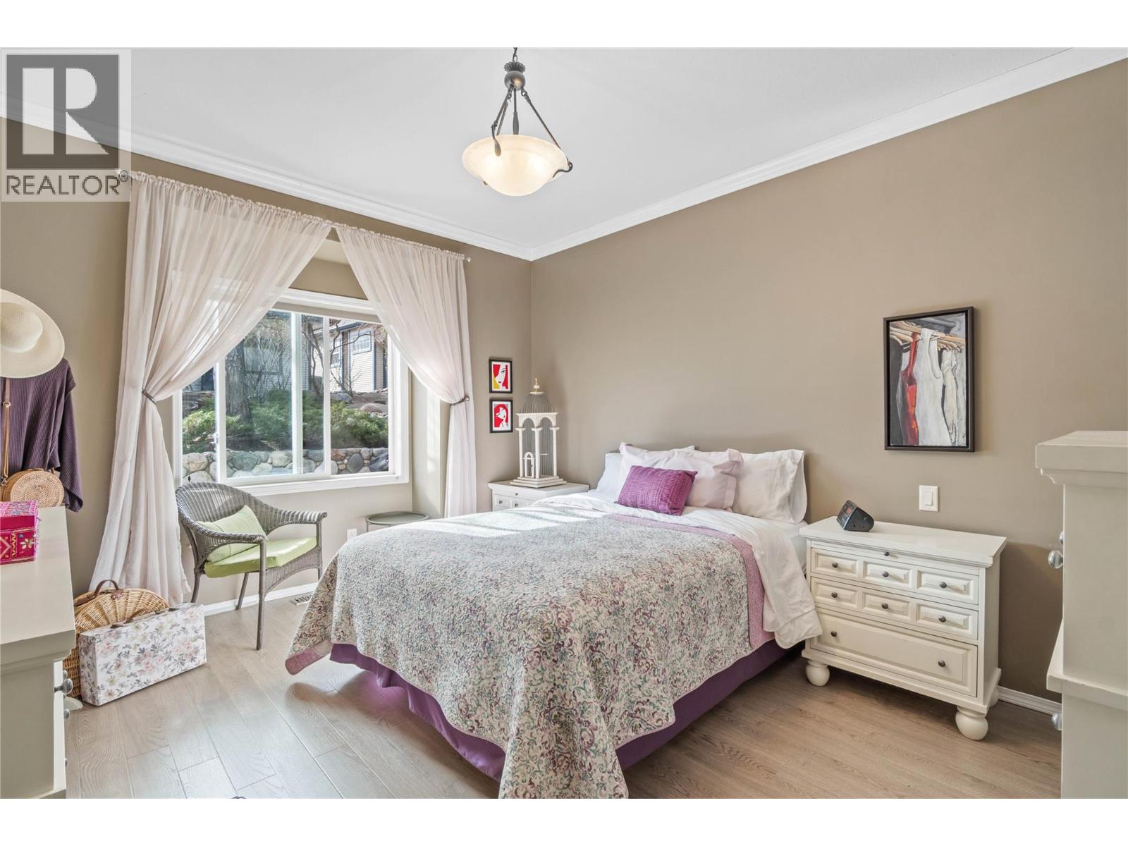 247 SAGEWOOD COURT - 5