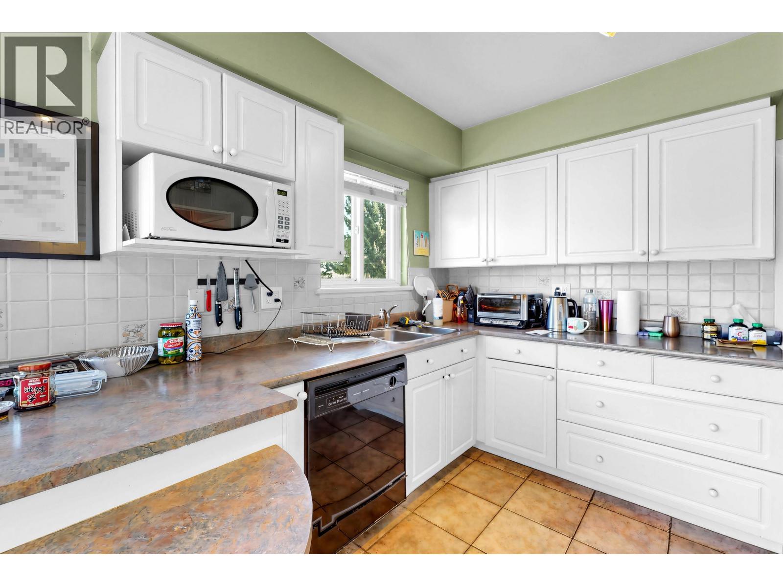 10111 AINSWORTH CRESCENT, Richmond