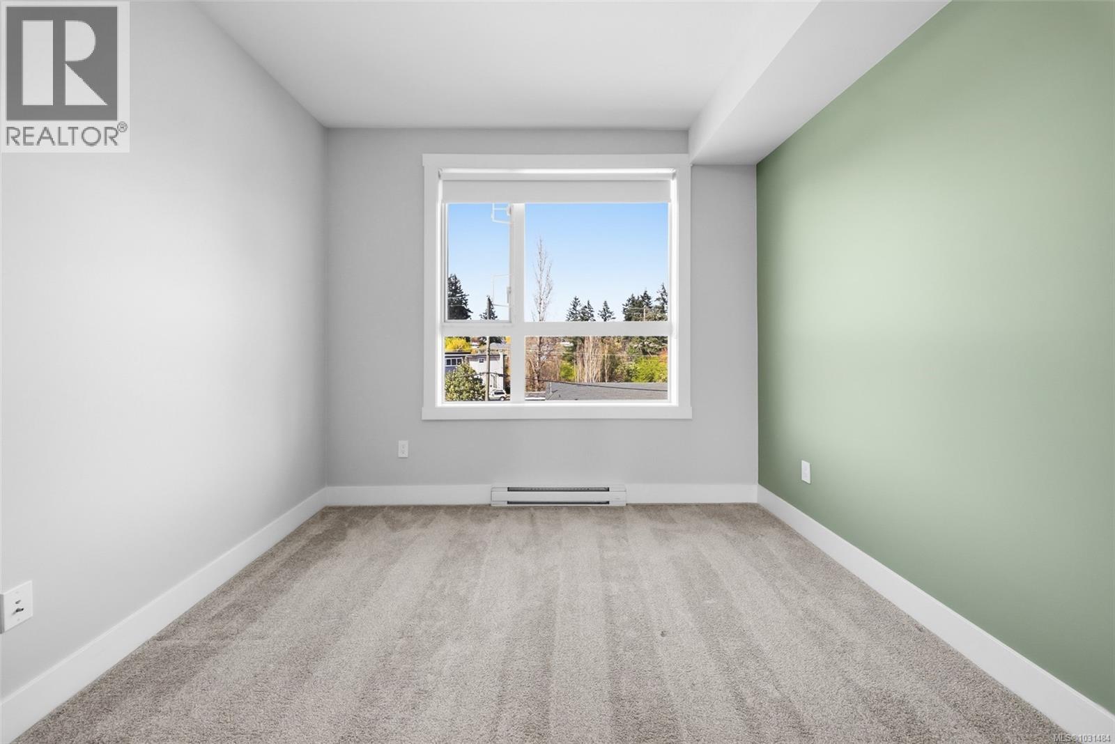 205 525 Third St, Nanaimo