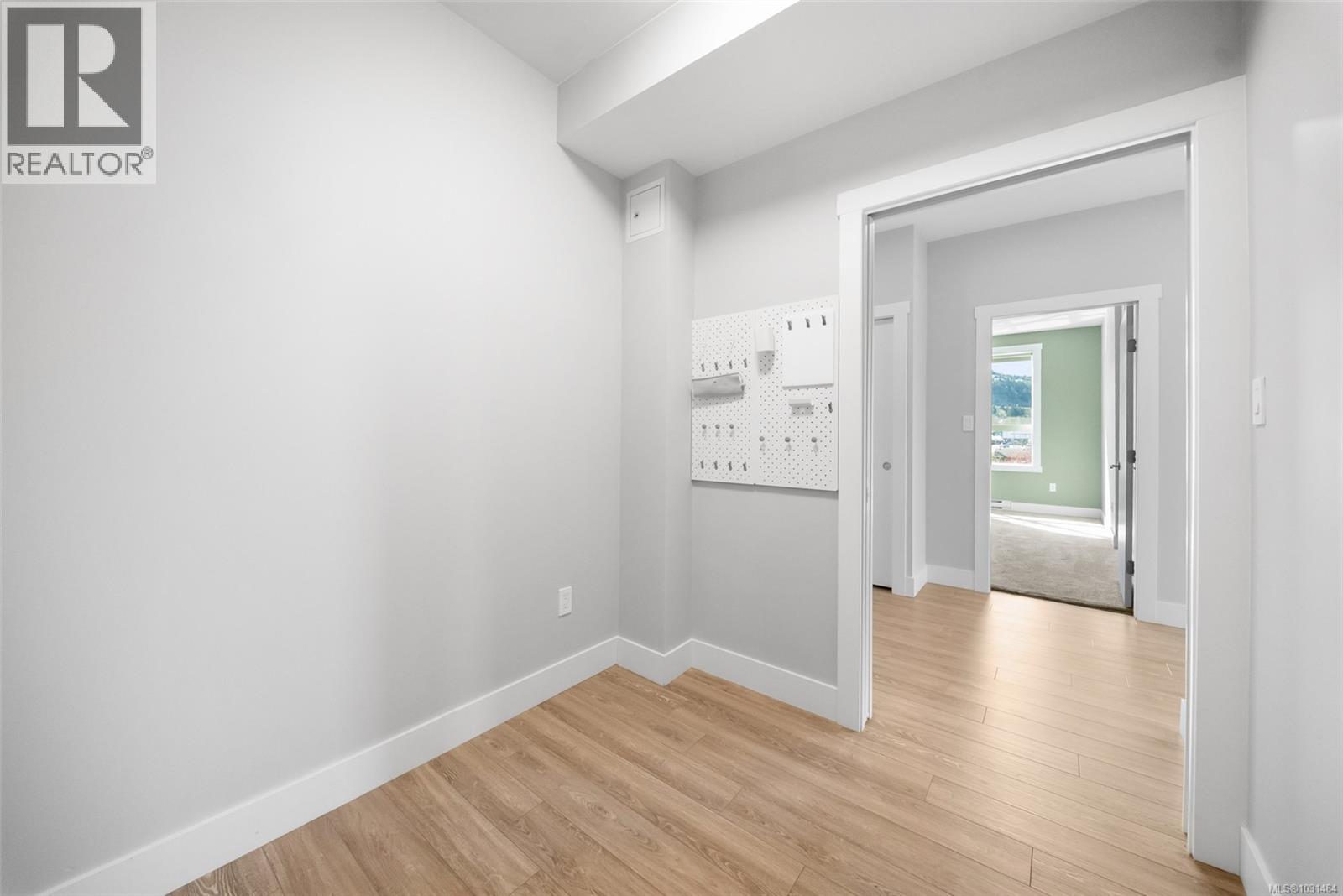 205 525 Third St, Nanaimo