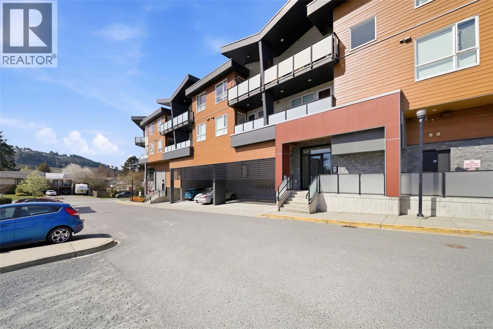 205 525 Third St, Nanaimo