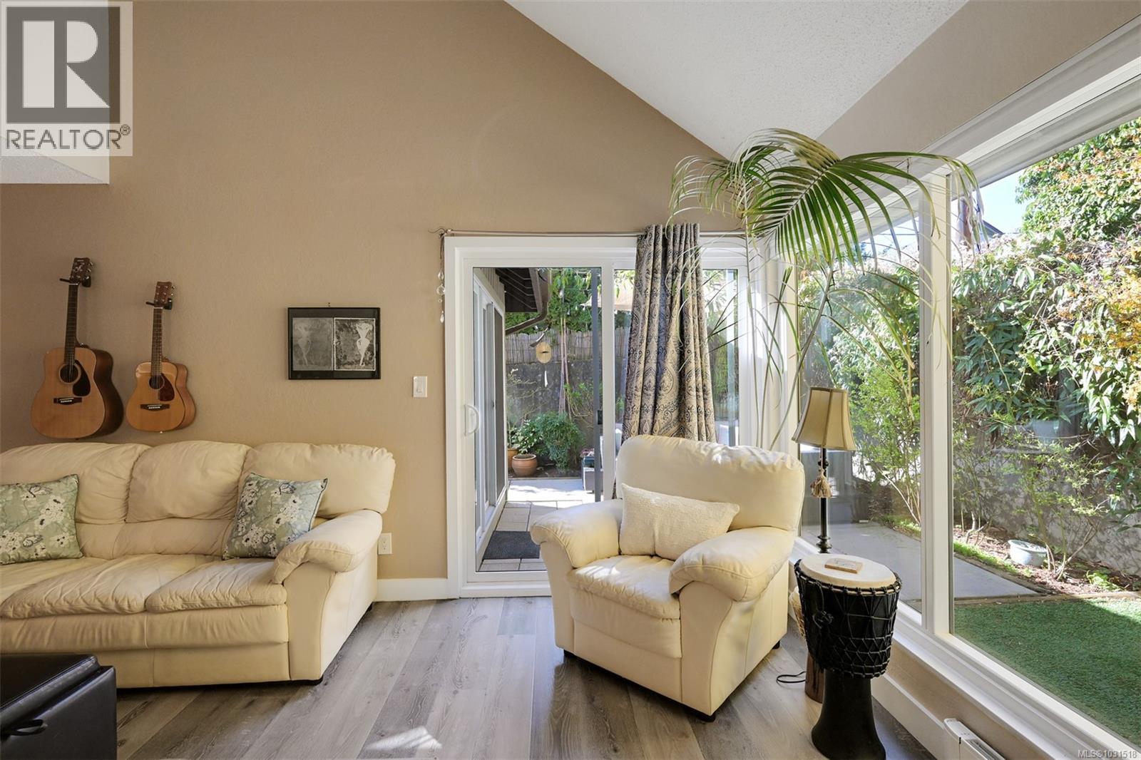  1294 Denman Street, Victoria