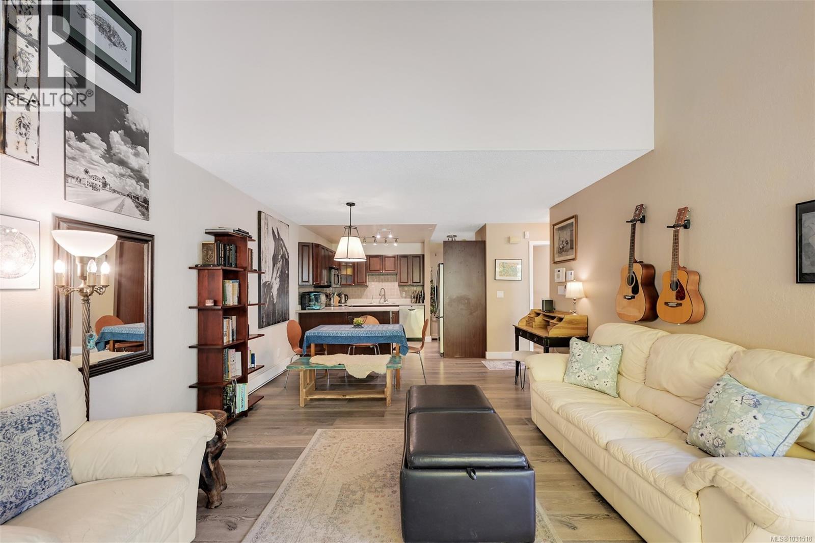  1294 Denman Street, Victoria