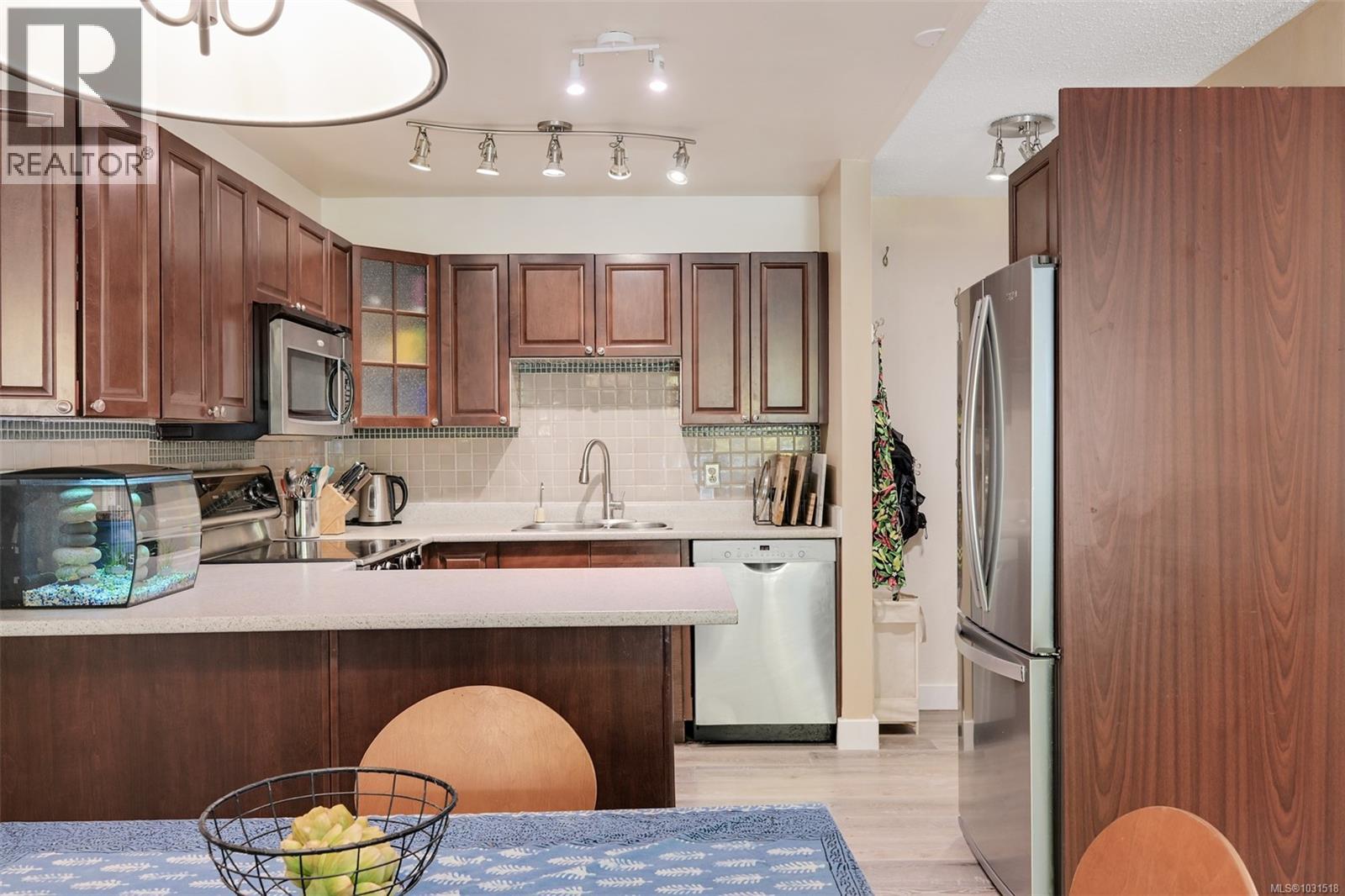  1294 Denman Street, Victoria