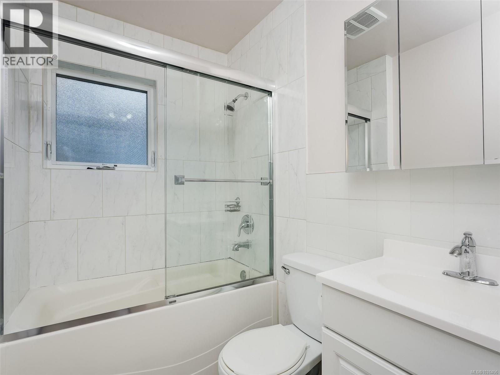 3260 Seaton St - 10