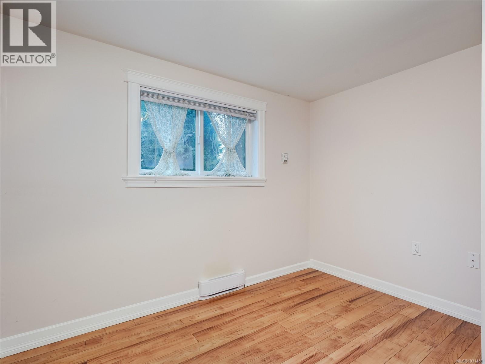 3260 Seaton St - 11