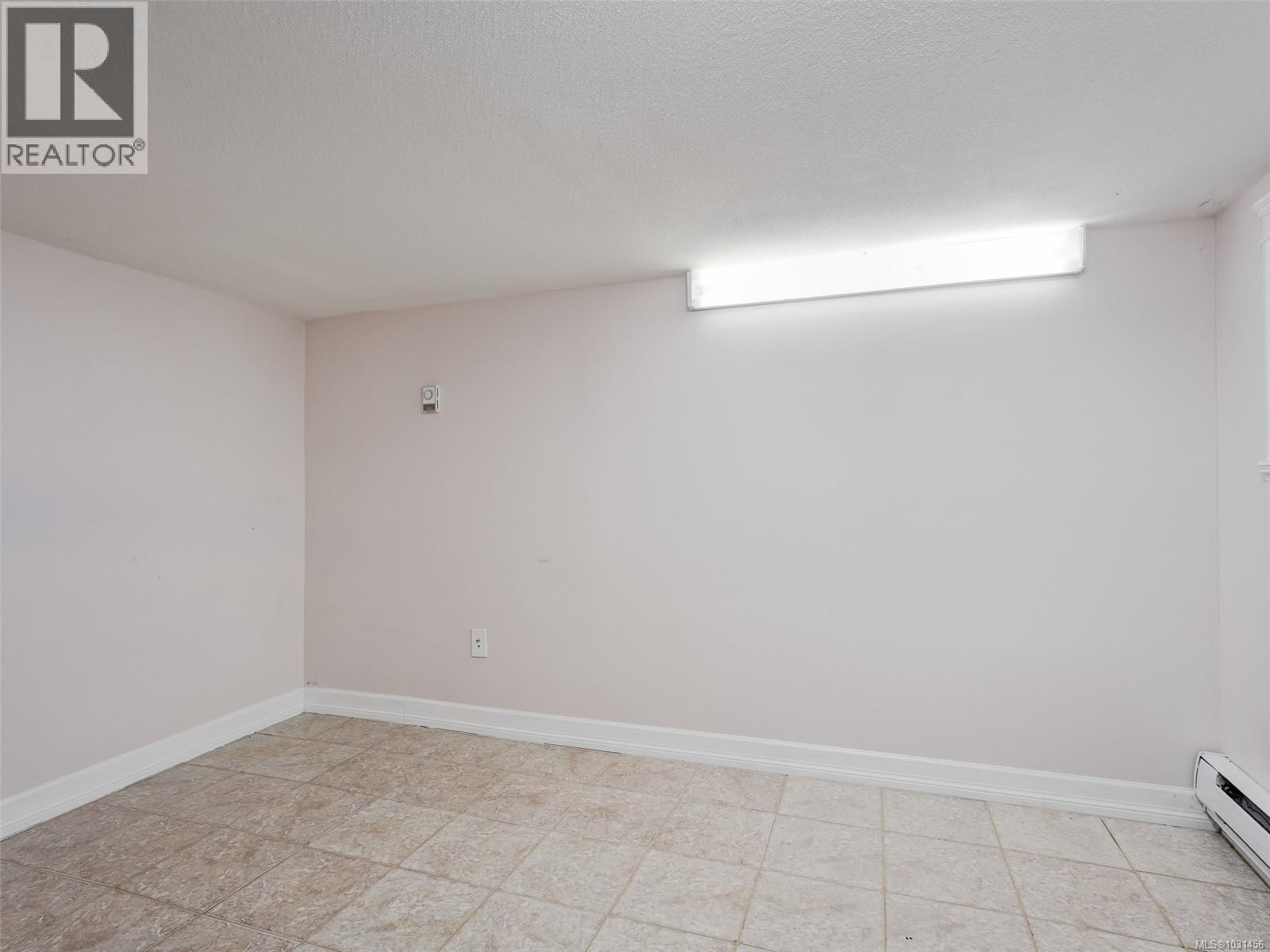 3260 Seaton St - 13