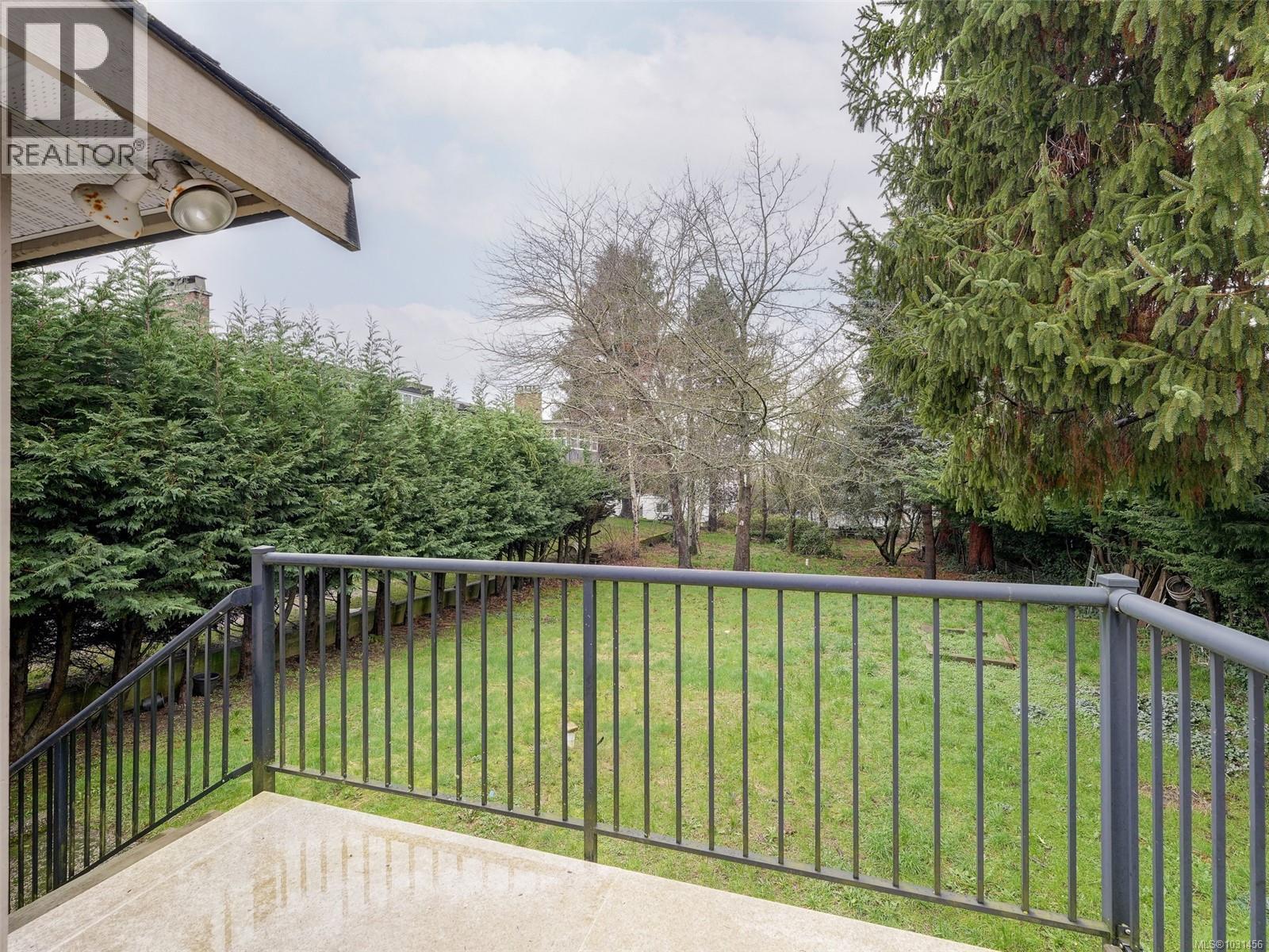 3260 Seaton St - 16