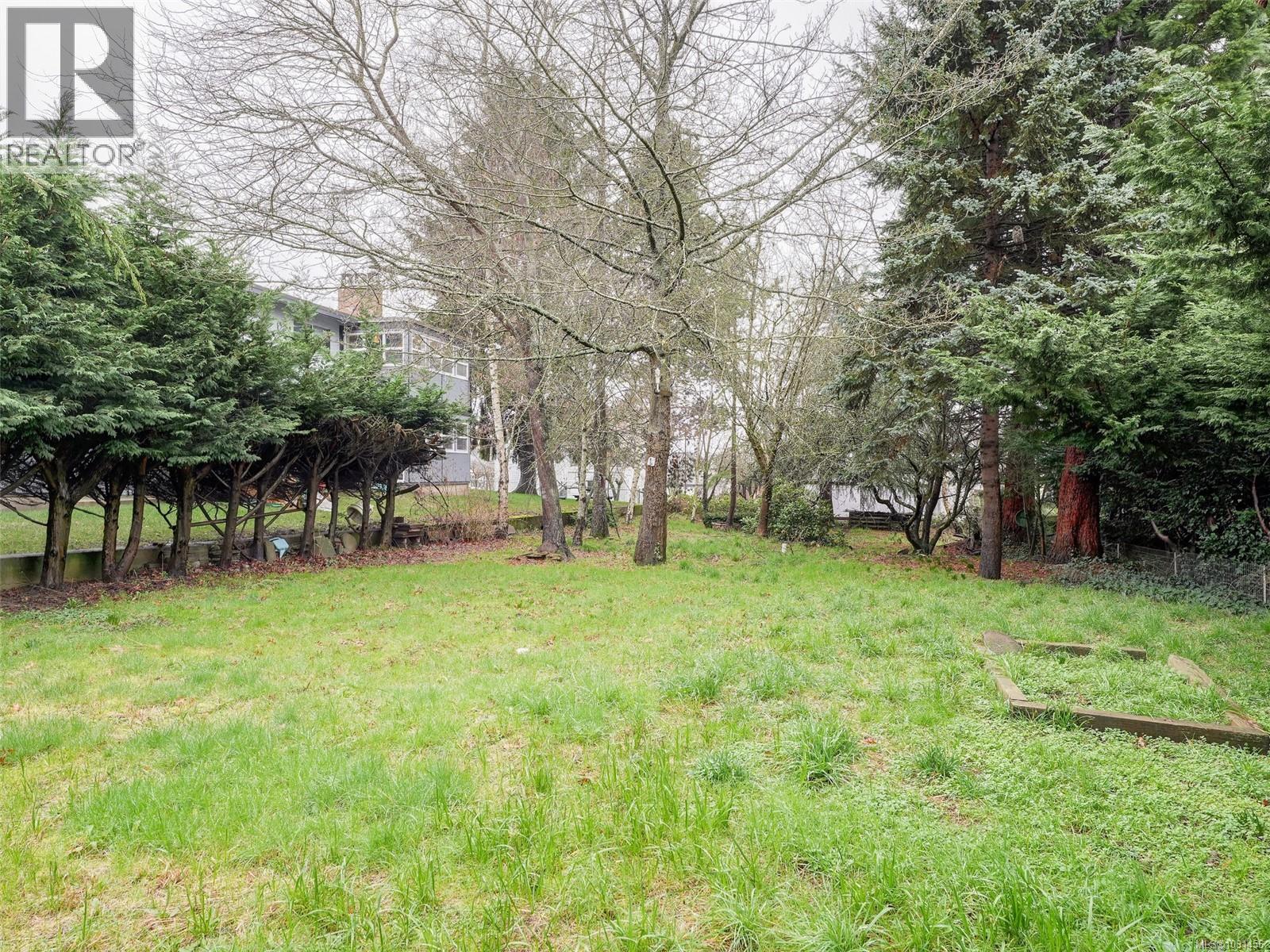  3260 Seaton Street, Saanich