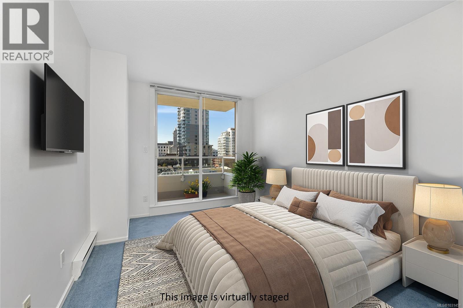 607 930 YATES St, Victoria