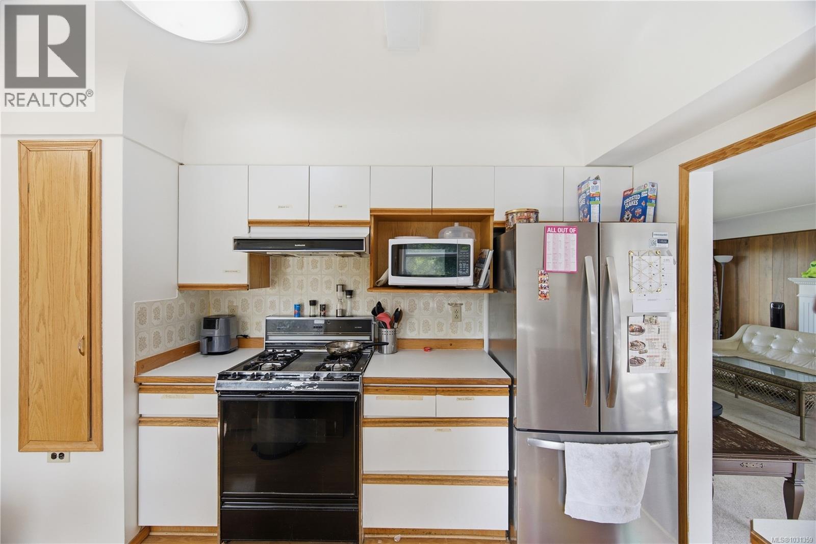  517 Allandale Road, Colwood