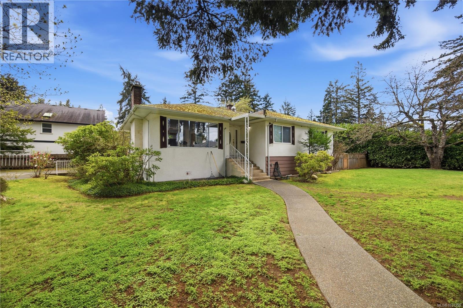  517 Allandale Road, Colwood