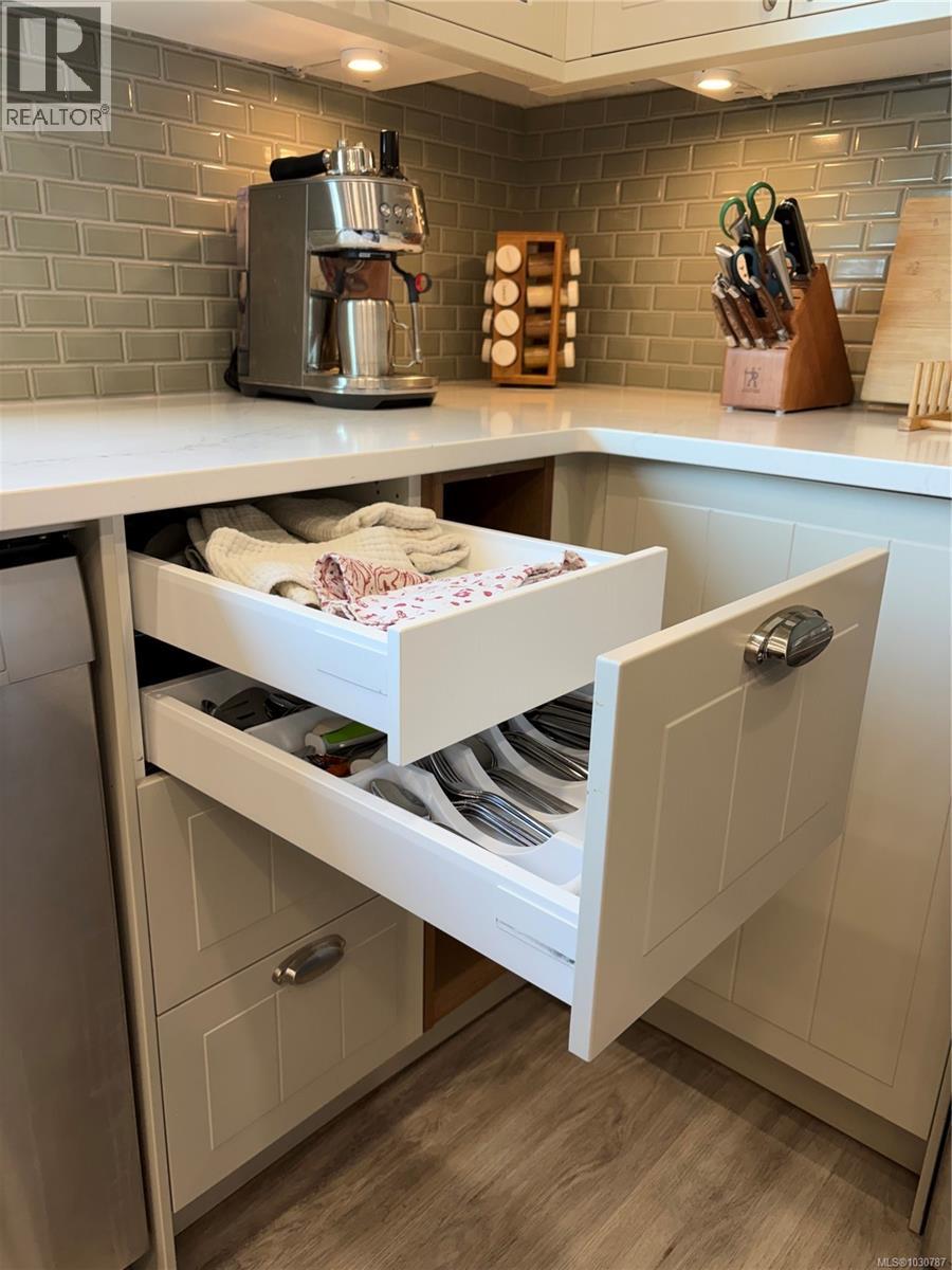  3111 Esson Road, Saanich