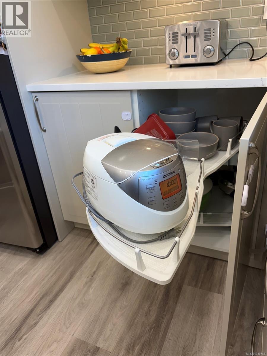  3111 Esson Road, Saanich