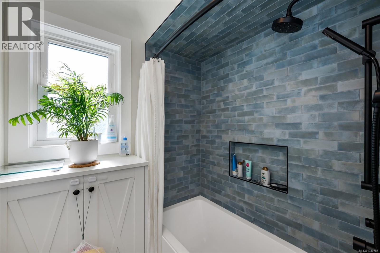  3111 Esson Road, Saanich