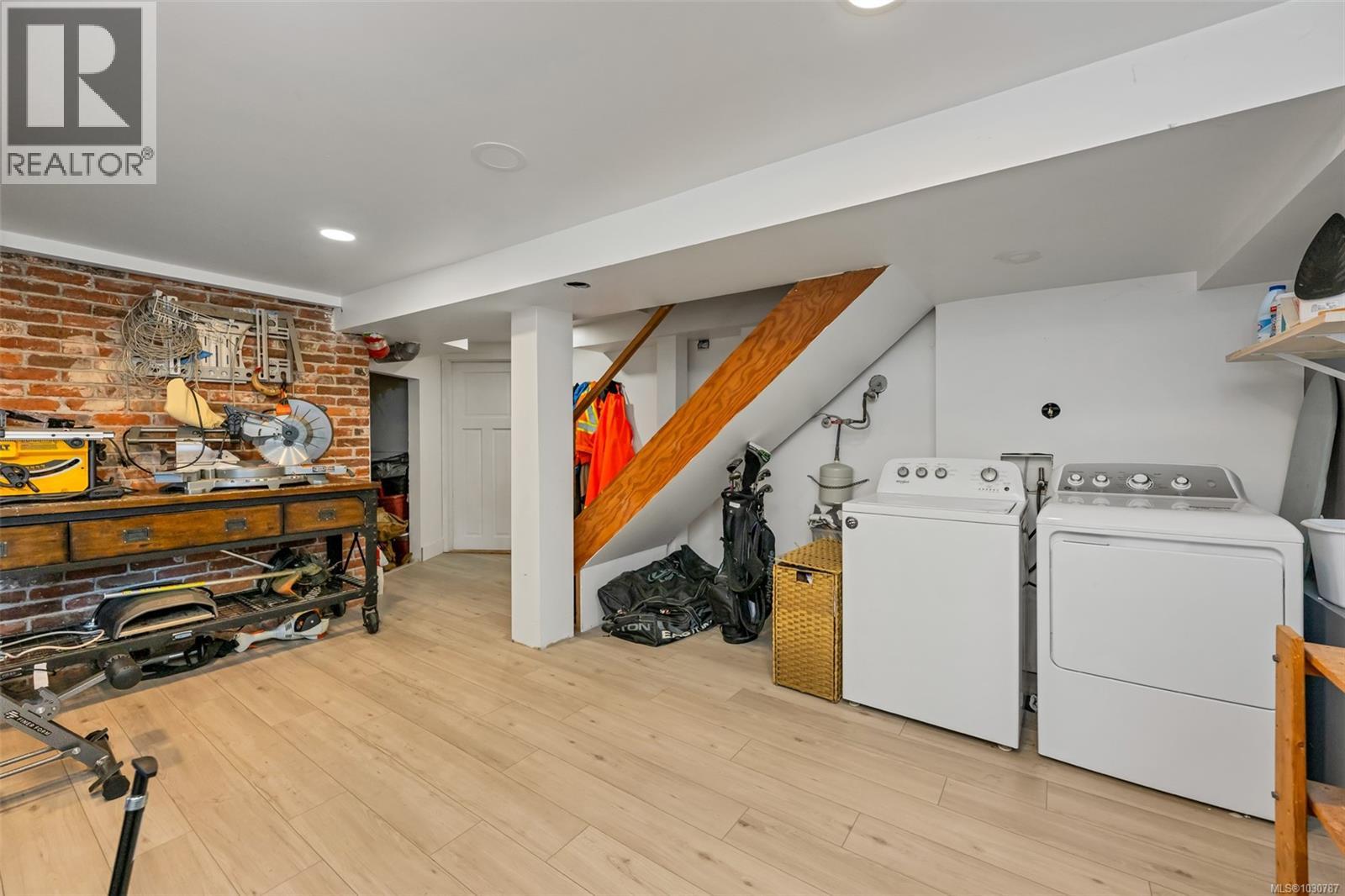  3111 Esson Road, Saanich