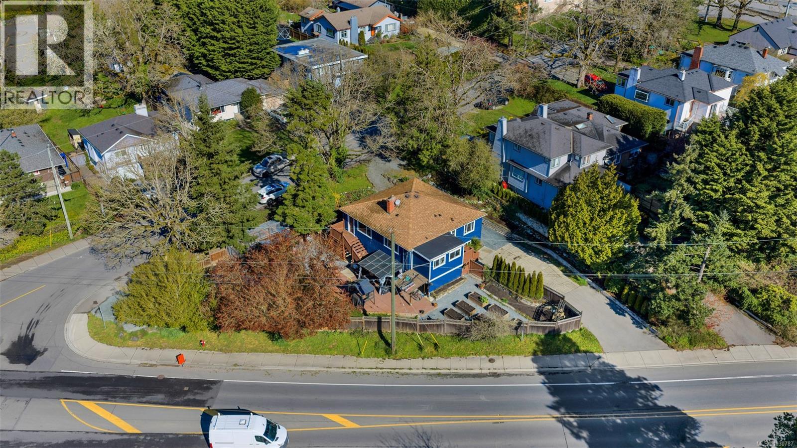  3111 Esson Road, Saanich